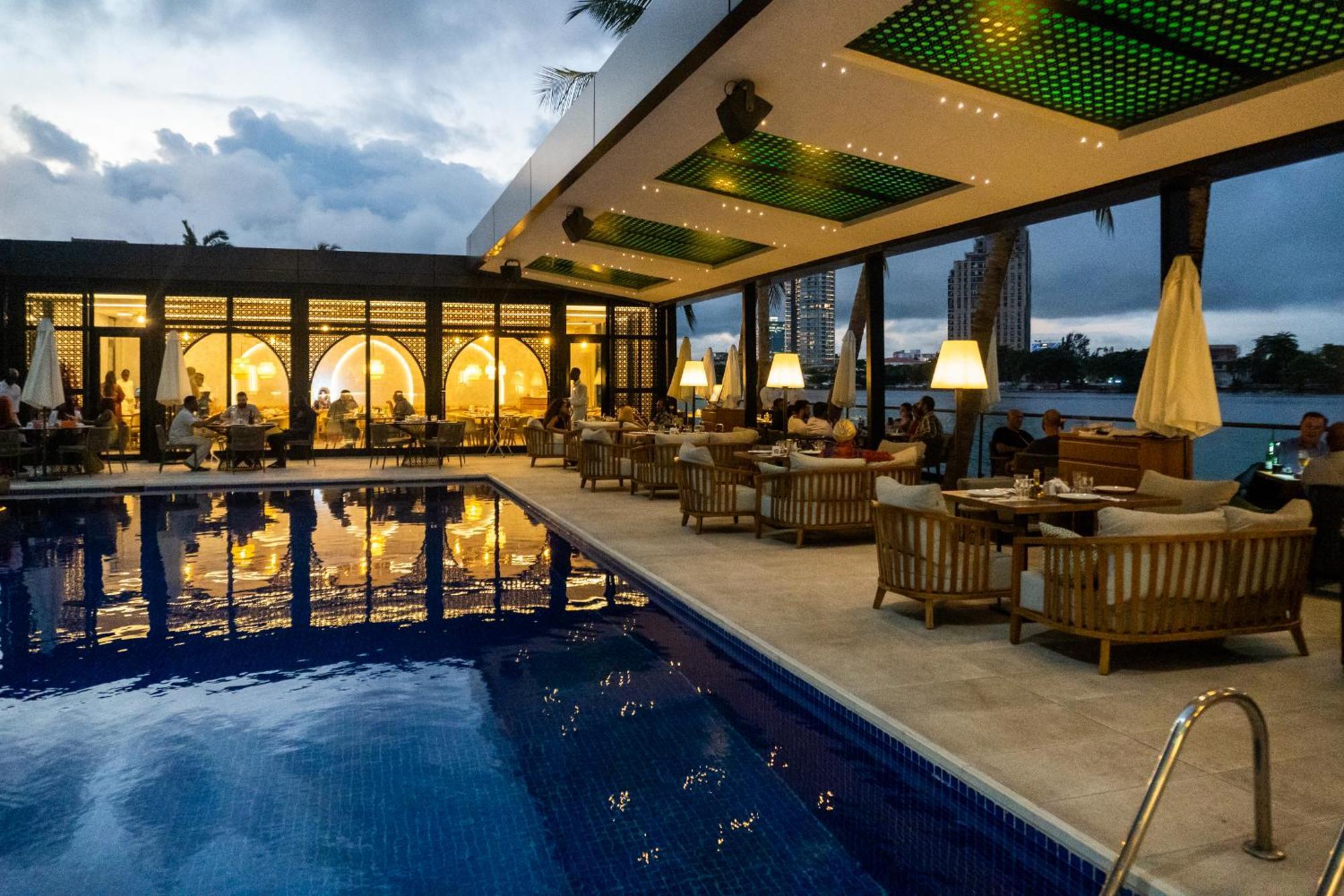 לגוס Maroko Bayshore Suites מראה חיצוני תמונה