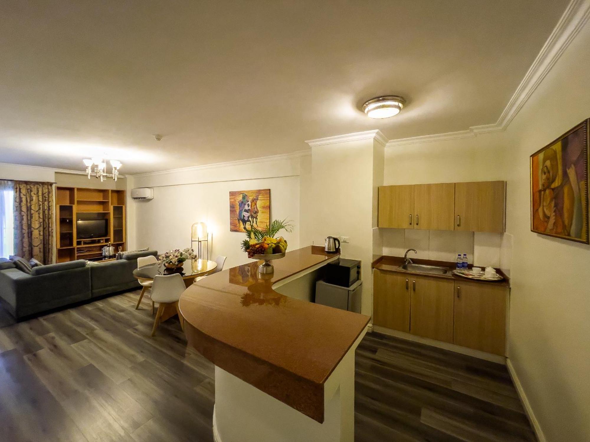 לגוס Maroko Bayshore Suites מראה חיצוני תמונה